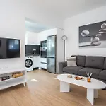 Sarah's Just Renovated 2-bedroom Aparts In Nature * Ialysos (Rhodes)