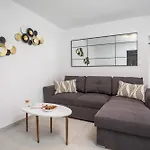 Apartment Sarah's Just Renovated 2-bedroom Aparts In Nature Ialysos (Rhodes)