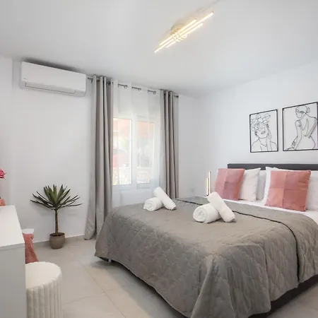 Sarah's Just Renovated 2-bedroom Aparts In Nature Ialisos