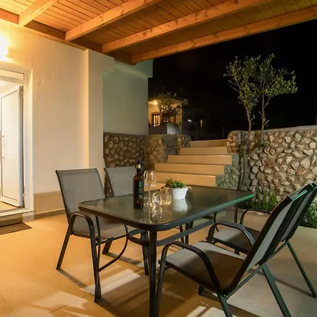Apartamento Sarah's Just Renovated 2-bedroom Aparts In Nature