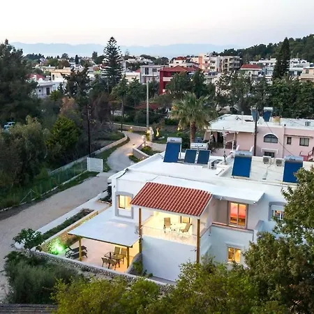 Sarah's Just Renovated 2-bedroom Aparts In Nature * Ialisos