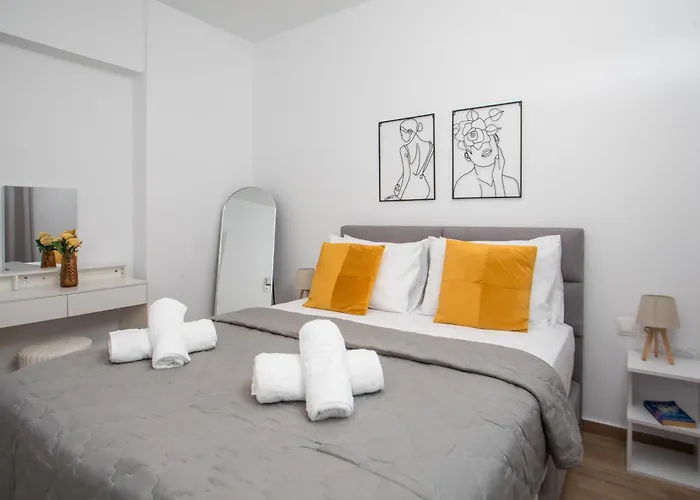 Sarah's Just Renovated 2-bedroom Aparts In Nature Lägenhet