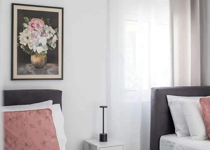 Sarah's Just Renovated 2-bedroom Aparts In Nature