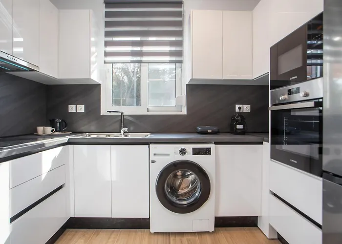 Sarah's Just Renovated 2-bedroom Aparts In Nature Lägenhet