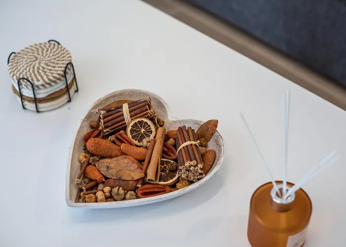 Sarah's Just Renovated 2-bedroom Aparts In Nature Lägenhet Ialysos (Rhodes)