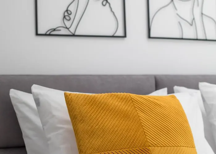 Sarah's Just Renovated 2-bedroom Aparts In Nature Lägenhet *