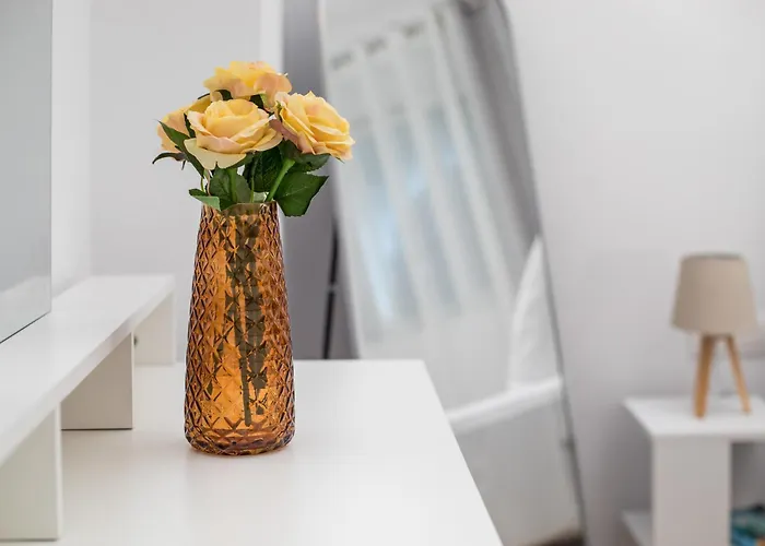 Lägenhet Sarah's Just Renovated 2-bedroom Aparts In Nature Ialysos (Rhodes)