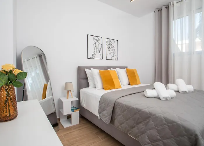 Sarah's Just Renovated 2-bedroom Aparts In Nature Lejlighed *