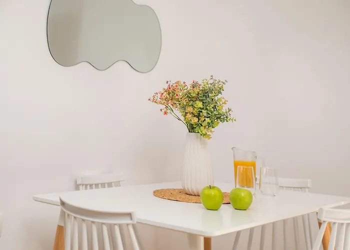 Lejlighed Sarah's Just Renovated 2-bedroom Aparts In Nature Lalyssos